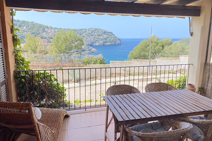 Terraza privada con vistas panorámicas al mar