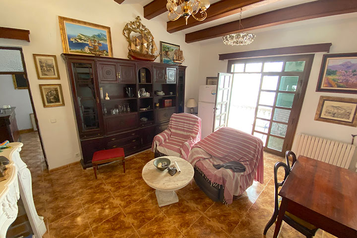 Detalle de las cristaleras que aportan luminosidad